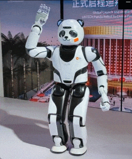 犬牙电影APP买票，机器人影院服务，未来已来