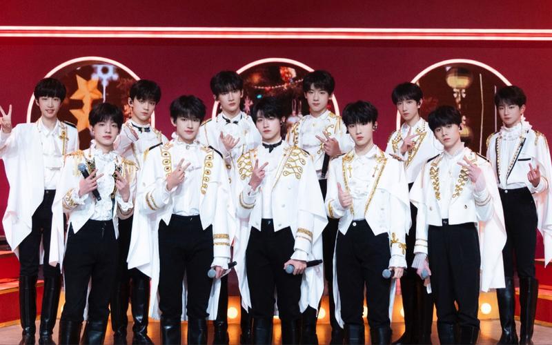 TF四代一班备战暑假演唱会 三代成员新剧杀青